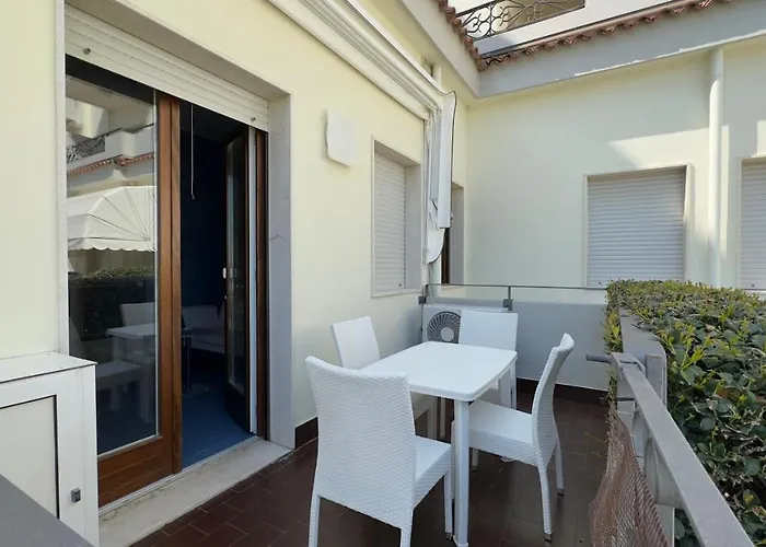 Magica Immobiliare - Bagni Miramare 6 アパート リド・ディ・イエゾロ