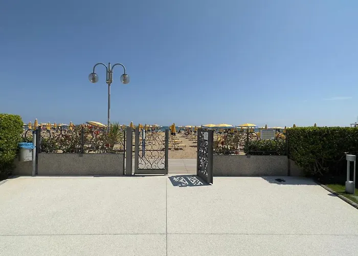 Magica Immobiliare - Bagni Miramare 6 アパート