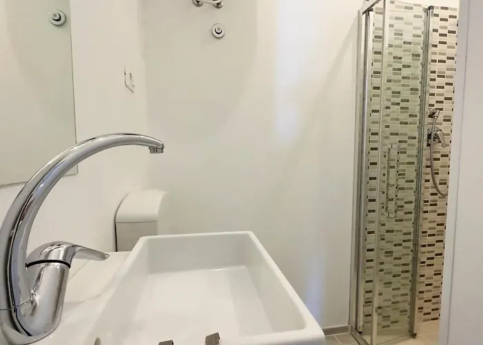 Magica Immobiliare - Bagni Miramare 6 *