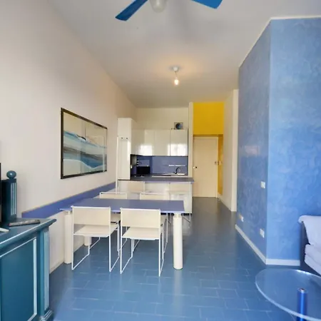 Magica Immobiliare - Bagni Miramare 6 * Лидо-ди-Езоло